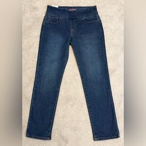 NWT Gloria Vanderbilt Women’s Amanda Pull On Jeans Size 6S